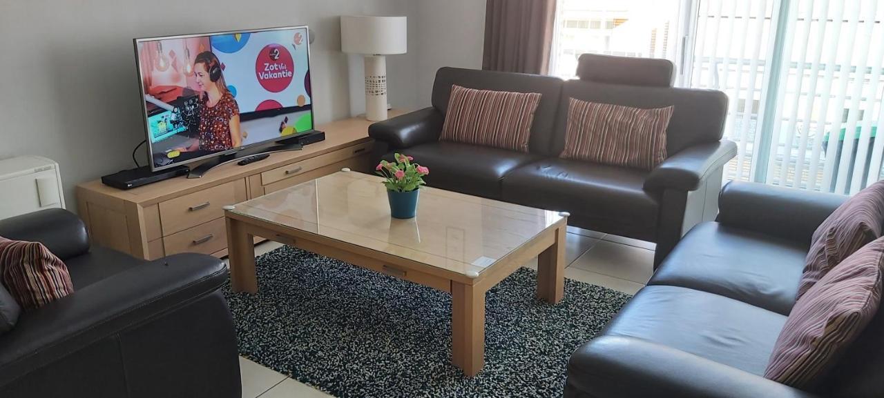 Marjori Oostende Met Gratis Parkeerplaats Экстерьер фото